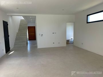 Casa en  venta en Santa Elena