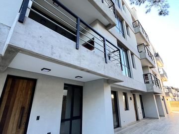 ARENAS 5 VENTA DESDE EL POZO CON COCHERA Y PILETA