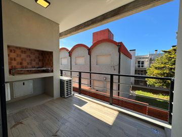 ARENAS 5 VENTA DESDE EL POZO CON COCHERA Y PILETA