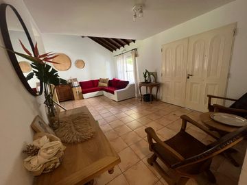 Venta Casa 5 Ambientes con Piscina en Santa Maria de Tigre Nordelta