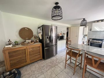 Venta Casa 5 Ambientes con Piscina en Santa Maria de Tigre Nordelta
