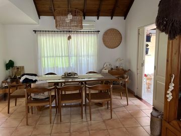 Venta Casa 5 Ambientes con Piscina en Santa Maria de Tigre Nordelta
