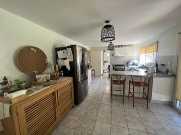 Venta Casa 5 Ambientes con Piscina en Santa Maria de Tigre Nordelta