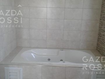 Excelente propiedad estilo moderno en Barrio Privado Don Joaquín, Canning