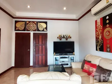 Semi-detached house close to the beach in Suan Son, Rayong