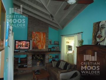 Casa en venta 4 ambientes Barrio Cerrado Septiembre