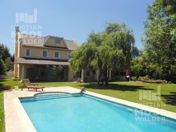Casa en venta 4 ambientes Barrio Cerrado Septiembre