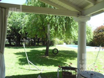 Casa en venta 4 ambientes Barrio Cerrado Septiembre