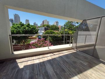 Muy lindo Triplex en venta en Juan de Garay 3220