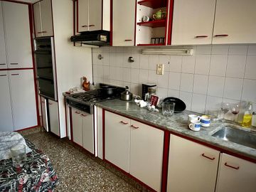 Venta importante  casa   barrio Plaza Mitre .Mar del Plata