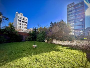Venta importante  casa   barrio Plaza Mitre .Mar del Plata