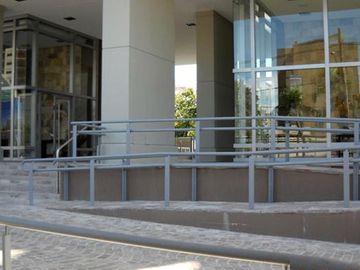Departamento - Olivos-Vias/Rio