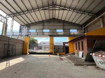 Galpón por 27 de Febrero