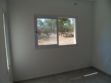 Venta Casa a Estrenar a 200 m del Lago Boca del Río, Traslasierra! OPORTUNIDAD! FINANCIACIÓN
