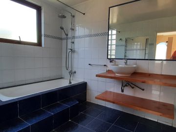 Linda casa en condominio exclusivo en sector Las Gaviotas a