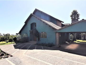 Linda casa en condominio exclusivo en sector Las Gaviotas a