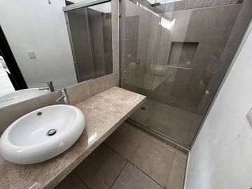 PUNTA JURIQUILLA QUERÉTARO CASA VENTA 3 RECAMARAS $4,400,000 MXN (SM)