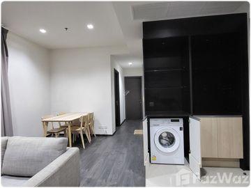 Edge Sukhumvit 23 Condo, 64.25 sq.m., 2 bedrooms, 2 bathroom