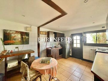 Mantagua. Parcela con casa de un piso.