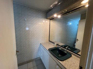 DEPTO DUPLEX METRO TOBALABA