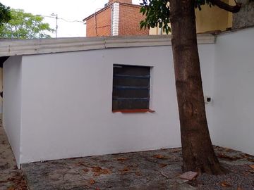Casa en  lote propio