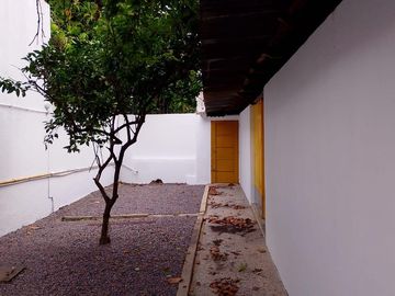 Casa en  lote propio