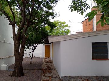 Casa en  lote propio