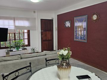 Venta PH  5 ambientes  2 dormitorios en Haedo Chico, 2 cocheras