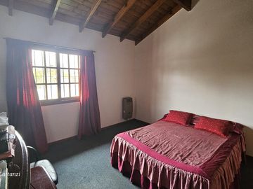 Venta PH  5 ambientes  2 dormitorios en Haedo Chico, 2 cocheras