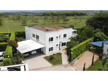 vendo casa campestre en el sur de cali pancé  unidad cerrada
