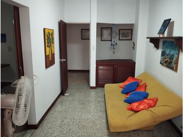 Vendo  Apartamento Frente a parque Peñón CALI