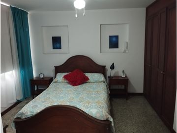 Vendo  Apartamento Frente a parque Peñón CALI