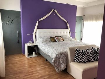 Casa en venta - 4 Dormitorios 3 Baños - Cocheras - 1.100Mts2 - Presidente Perón