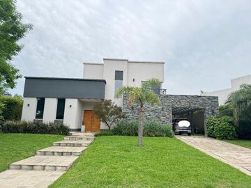 Casa en venta, 5 ambientes, en Haras Santa Maria, Escobar, GBA Norte