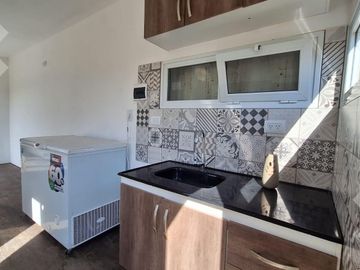 En venta, Tráiler habitacional a estrenar,  B° Los Patos, Plottier.