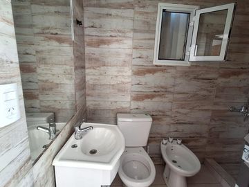 En venta, Tráiler habitacional a estrenar,  B° Los Patos, Plottier.