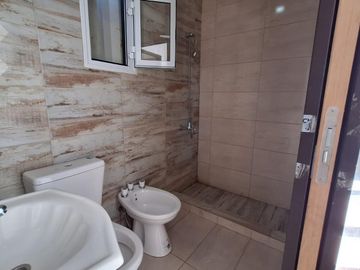 En venta, Tráiler habitacional a estrenar,  B° Los Patos, Plottier.