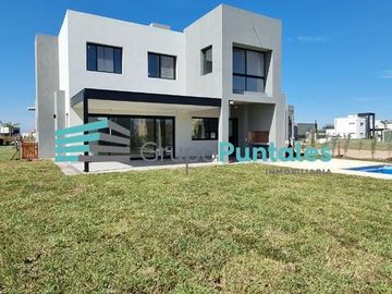 Propiedad a Estrenar a la Venta en Lagos de Canning sobre lote de 600m2 interno con excelente orientación de sol