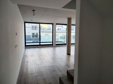 Venta, Departamento, 3 ambientes, Dúplex, Balcón, Terraza propia, Parrilla, Amenities, Coghlan