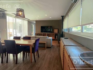 Casa moderna en venta 5 ambientes  en Fincas de Hudson Barrio Cerrado. Hudson, Berazategui