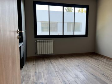 Casa a estrenar de 3 dormitorios en Estancia la Rinconada