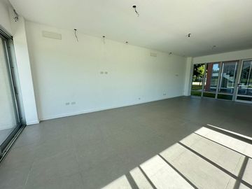 Casa Al Río En Venta - Barrio San Juan, Villanueva, Tigre