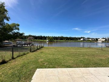 Casa Al Río En Venta - Barrio San Juan, Villanueva, Tigre
