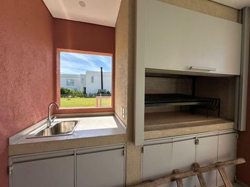 Casa Al Río En Venta - Barrio San Juan, Villanueva, Tigre