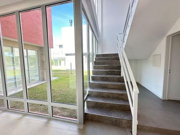 Casa Al Río En Venta - Barrio San Juan, Villanueva, Tigre