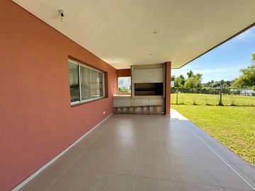 Casa Al Río En Venta - Barrio San Juan, Villanueva, Tigre