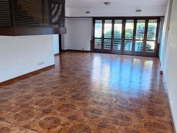 Casa en  Mitre y Laprida
