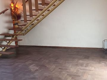 Casa en Barrio Jardin - Dacal Bienes Raices