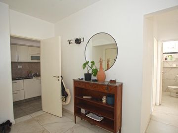 Departamento de 3 dormitorios en  Florida a una cuadra de Avda Maipú