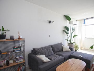 Departamento de 3 dormitorios en  Florida a una cuadra de Avda Maipú